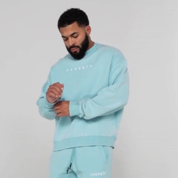 Youngla 5099 - LOVE SETS - CREWNECK only Sold out - Picture 1 of 4